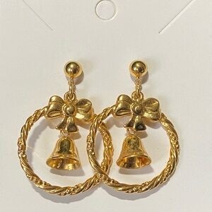 Vintage Gold Plated Christmas Bow Bell Wreath Stud Earrings